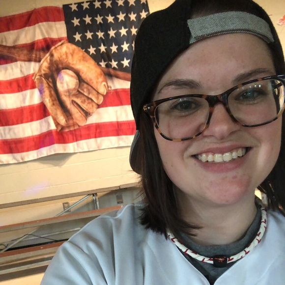 Meet your Posher, Allison - Picture 2 of 3